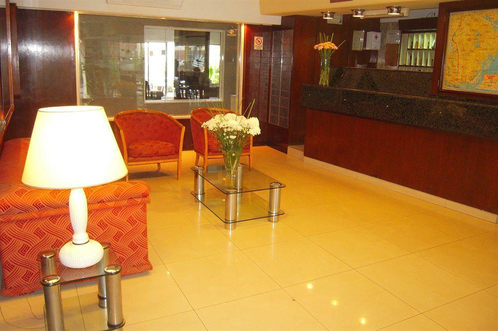 Ecuador Hotel บัวโนสไอเรส ภายนอก รูปภาพ