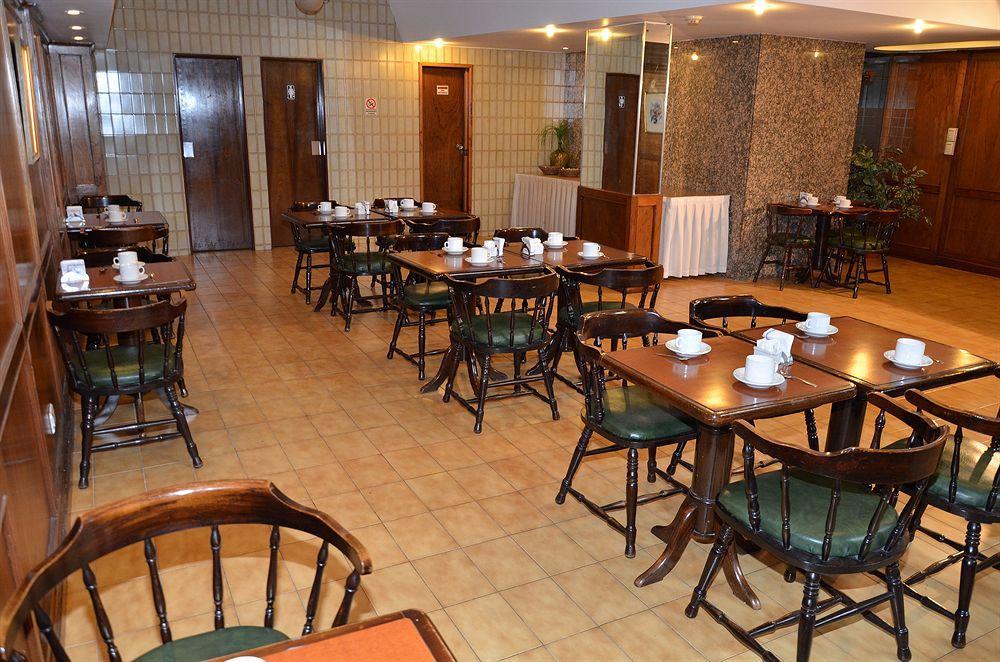 Ecuador Hotel บัวโนสไอเรส ภายนอก รูปภาพ