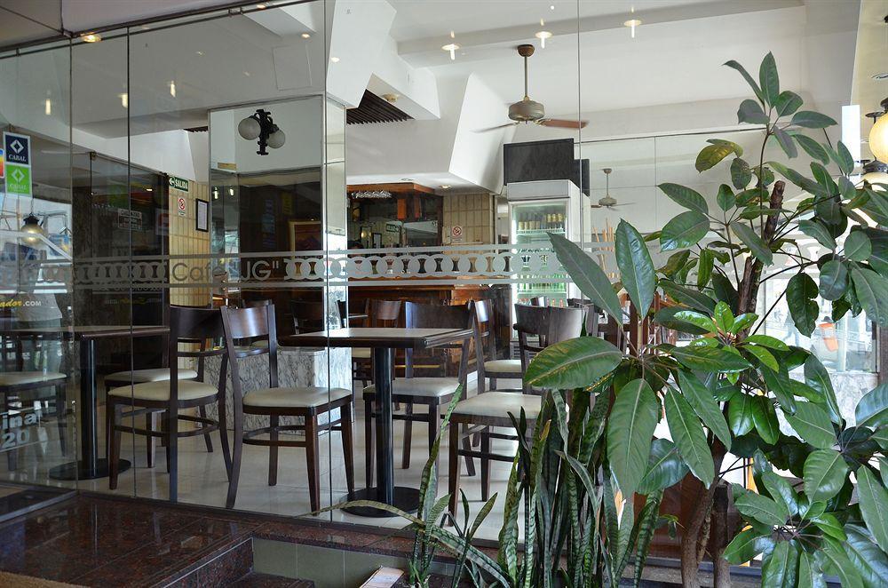 Ecuador Hotel บัวโนสไอเรส ภายนอก รูปภาพ