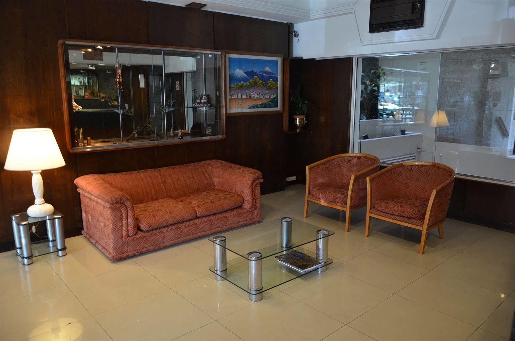 Ecuador Hotel บัวโนสไอเรส ภายนอก รูปภาพ