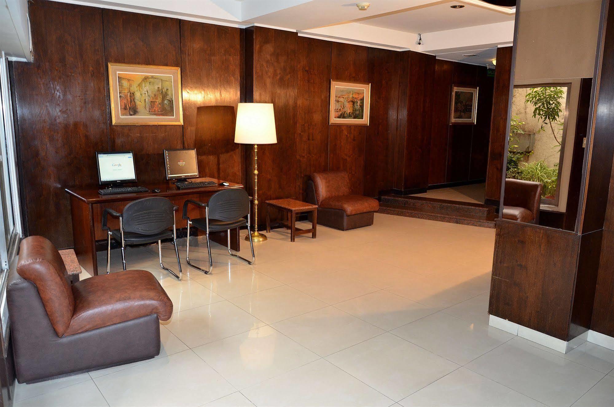Ecuador Hotel บัวโนสไอเรส ภายนอก รูปภาพ