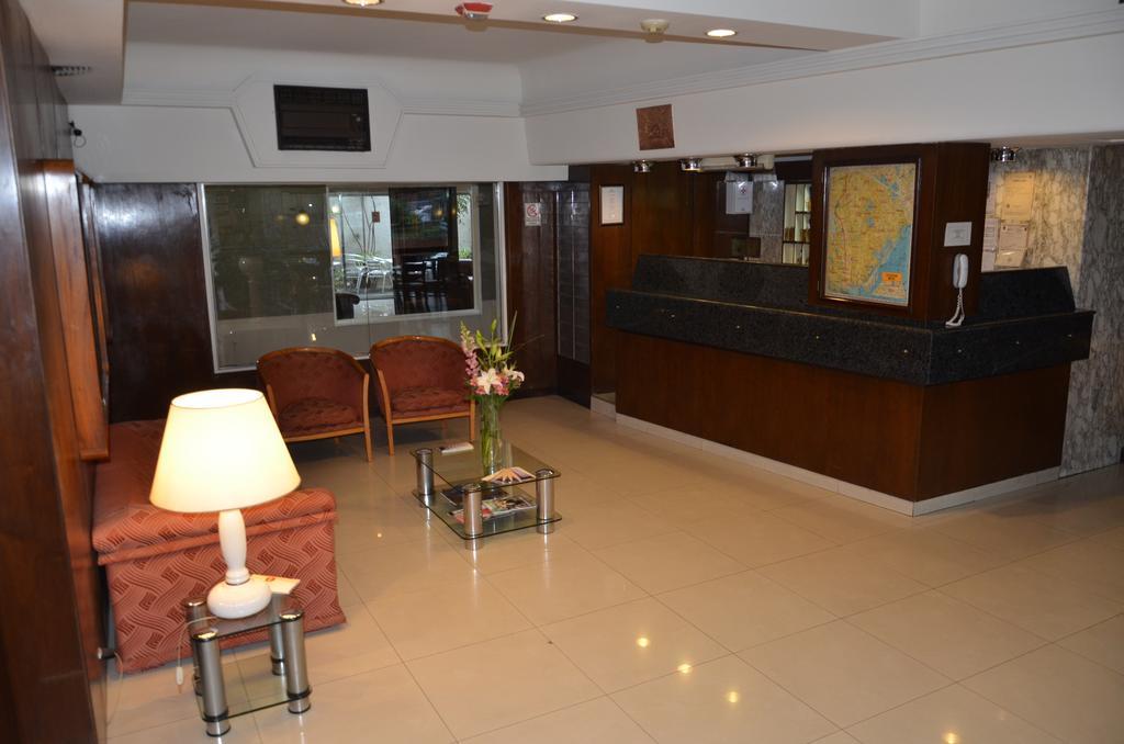 Ecuador Hotel บัวโนสไอเรส ภายนอก รูปภาพ